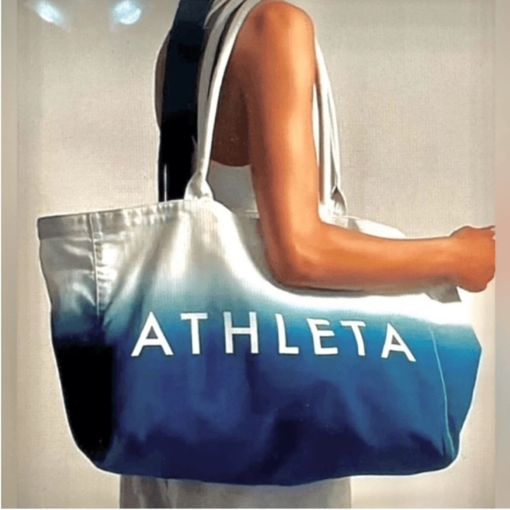 Athleta NWT Ocean Blue Ombre Large Canvas Gym Travel Beach Tote Bag